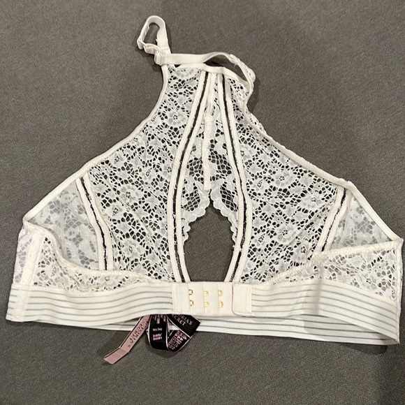 NWT 2 Victoria’s Secret Bralettes M - Picture 4 of 6